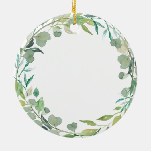 冬の初めてのクリスマスが3人の家族 セラミックオーナメント (裏面)