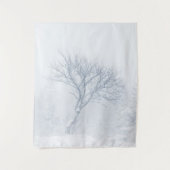 冬の吹雪の間の寂しい木 タペストリー (正面)