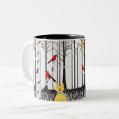 冬の喜び – スカーフの猫樺の木ツリー深紅色 ツートーンマグカップ (正面左)