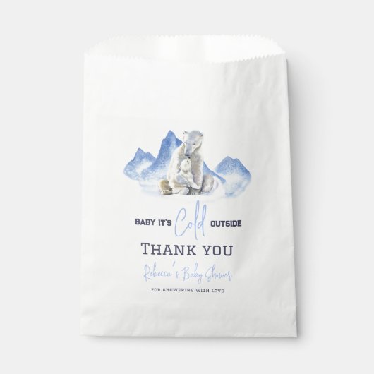 冬の外で寒いシロクマの赤ちゃんシャワー フェイバーバッグ (正面)