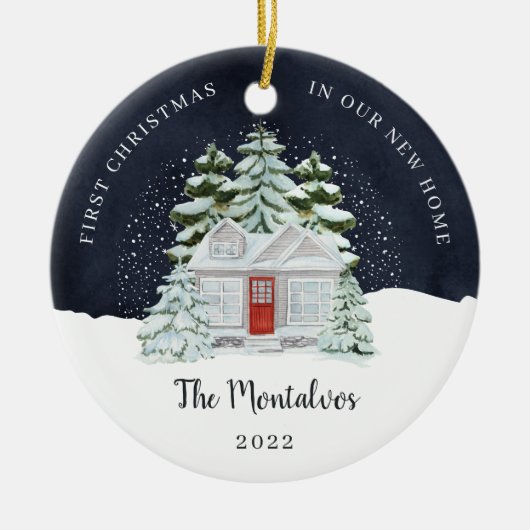冬の夜の初めてのクリスマスが私たちの新しい家 セラミックオーナメント (正面)