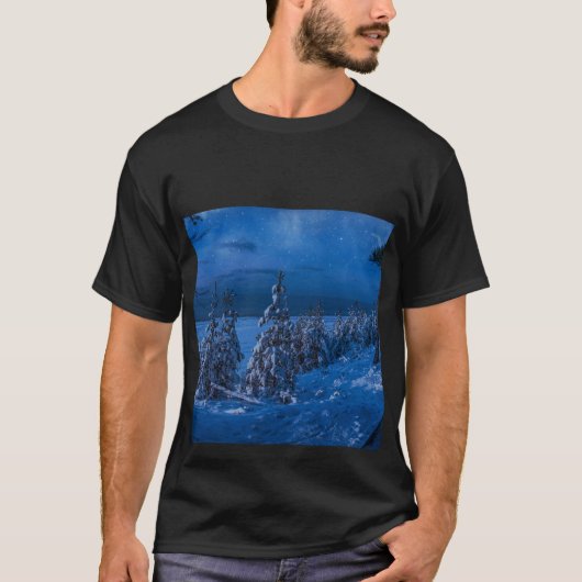 冬の夜の森の道 Tシャツ (正面)