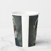 冬の女性 紙コップ (左)