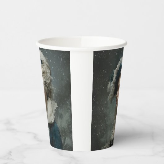 冬の女性 紙コップ (左)