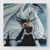 冬の女王とドラゴン スクエア壁時計 (正面)
