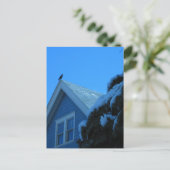 冬の屋根のカラス ポストカード (スタンド正面)