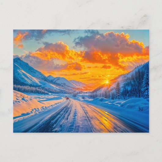 冬の山々を通る夕暮れの道 シーズンポストカード (正面)
