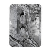 冬の川凍ってい上のアーチ橋 マグネット (縦)