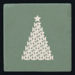 冬の市場07ヴィンテージグリーンクリスマスツリー ストーンコースター<br><div class="desc">ヴィンテージのクリスマスツリー抽象芸術イラストレーション – 緑の背景にクリームホワイトクリスマスツリー – タイポグラフィ：冬の市場ニューヨーク。</div>