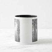 冬の常緑の森林 マグカップ (中央)