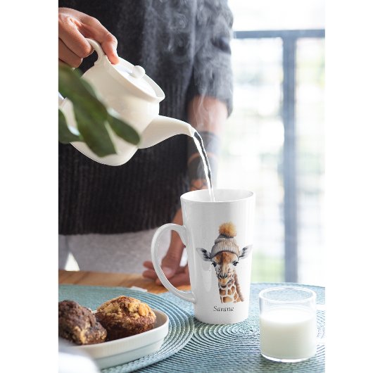 冬の帽子をかぶったキリンはカスタマイズ可能 カフェラテマグ