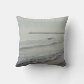 冬の日に白いカモメ クッション (裏面)