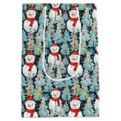 冬の日のクリスマスに暖かく居心地の良い雪だるま ミディアムペーパーバッグ (裏面)