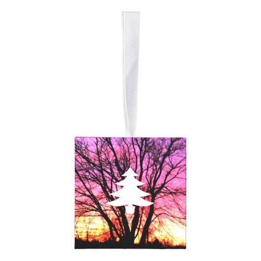 冬の日没の木メリークリスマス キューブオーナメント (右)