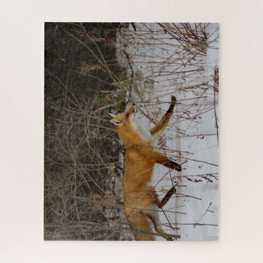 冬の日、キツネが雪の中を散歩した ジグソーパズル (縦)