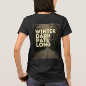冬の暗い道の長い夜Tシャツ/黒グラフィック Tシャツ (裏面)