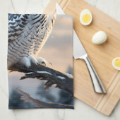 冬の月明かりの中でスノーフクロウ キッチンタオル (四つ折り)