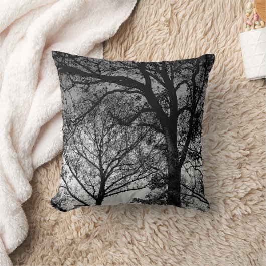 冬の木々の白と黒のオーク装飾用クッション クッション (ブランケット)