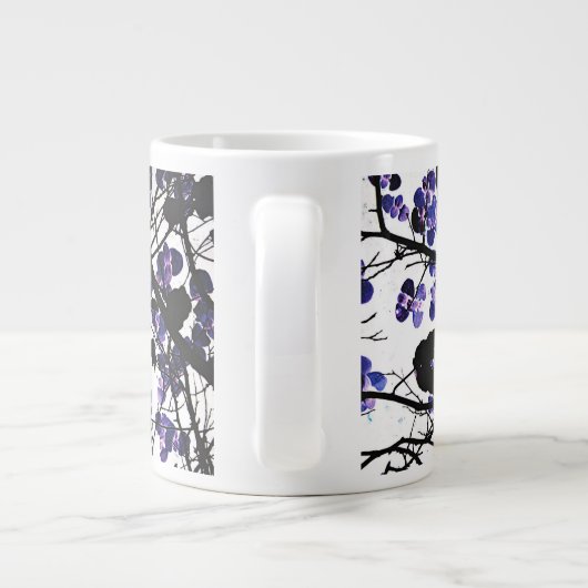 冬の木のコンセプトデジタルアートに青い花 ジャンボコーヒーマグカップ (裏面)
