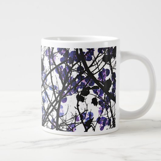 冬の木のコンセプトデジタルアートに青い花 ジャンボコーヒーマグカップ (右)