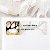 冬の木の金ゴールドの背景のハッチング ラベル (インサイチュ)