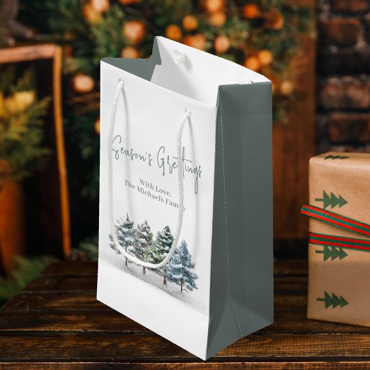 冬の松の木のクリスマスパーソナライズされた スモールペーパーバッグ