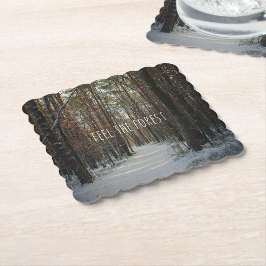 冬の松林の雪の道 ペーパーコースター (アングル)