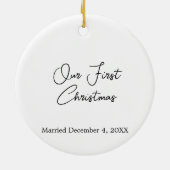 冬の格言私たちの初めてのクリスマス セラミックオーナメント (裏面)