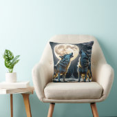 冬の森で満月の下で狼がハウリング クッション (椅子)