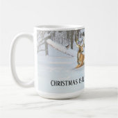 冬の森で鹿とクリスマス雪だるま コーヒーマグカップ (左)