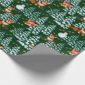 冬の森におもしろいを持つコルギス-緑 ラッピングペーパー (角)