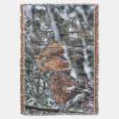 冬の森に野生のカナダムース スローブランケット (正面縦)