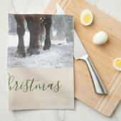 冬の森のクリスマスに風光明媚な茶色の馬 キッチンタオル (四つ折り)