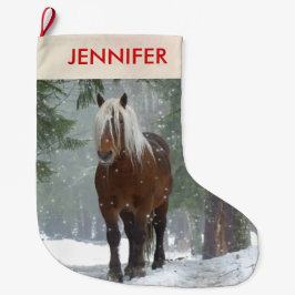 冬の森のクリスマスに風光明媚な茶色の馬 ラージクリスマスストッキング