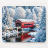 冬の森のクリスマスレッドカバー橋 マウスパッド (正面)