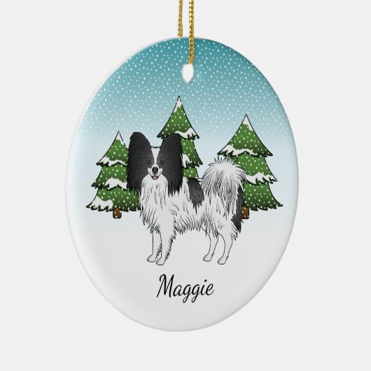 冬の森の中で白黒のパピヨンかわいい犬 セラミックオーナメント (右)