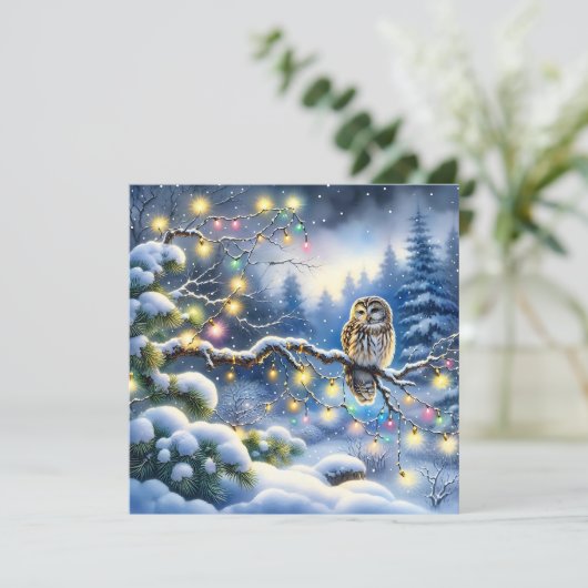冬の森の中のクリスマスフクロウ シーズンカード (スタンド正面)