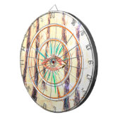 冬の森の中の赤い乗馬フードのような姿 ダーツボード (正面右)