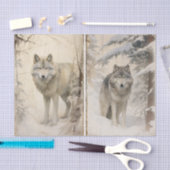 冬の森の別のオオカミのペア 薄葉紙 (クラフト)