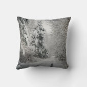 冬の森の旅 クッション (裏面)