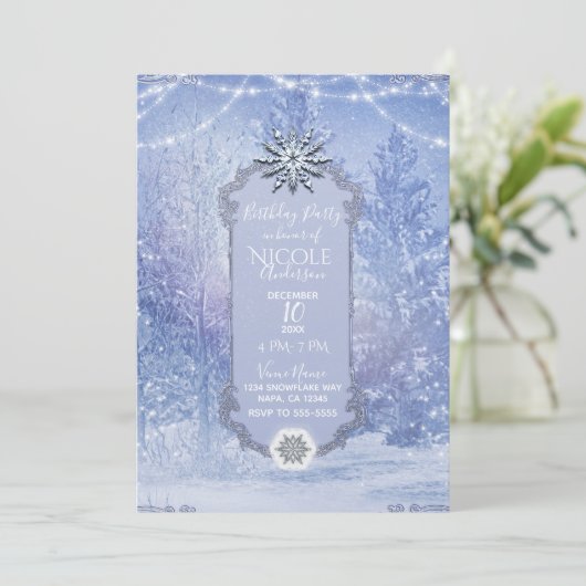 冬の森の松の木の雪の結晶バースデーパーティー 招待状 (スタンド正面)