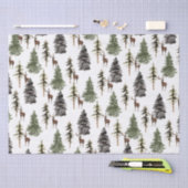 冬の森の雪のトウヒの木とボロ 薄葉紙 (クラフト)