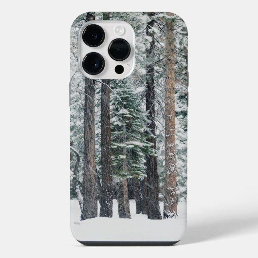 冬の森の雪の木 iPhoneケース (裏面)