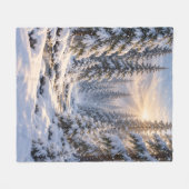 冬の森の雪景色 フリースブランケット (正面(横))