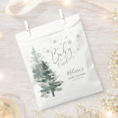 冬の森シルバーベビーシャワー外は寒い フェイバーバッグ (クリップ留めされた状態)