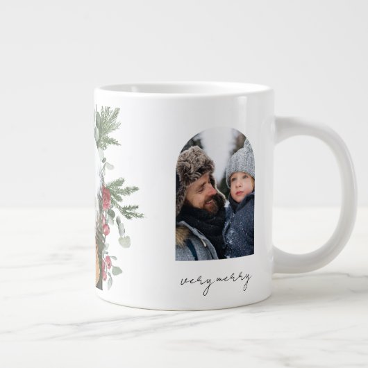 冬の植物三枚の写真と名前クリスマス ジャンボコーヒーマグカップ (右)