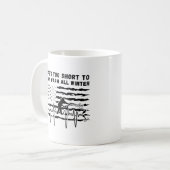 冬の氷の魚を暖かく保つには人生が短すぎる コーヒーマグカップ (正面左)