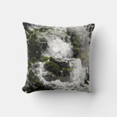 冬の滝….. クッション (正面)