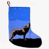 冬の狼の遠吠え – オリジナル野生生物芸術 スモールクリスマスストッキング (正面)