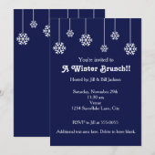 冬の白い雪の結晶が青い招待状に下がっている 招待状 (正面/裏面)